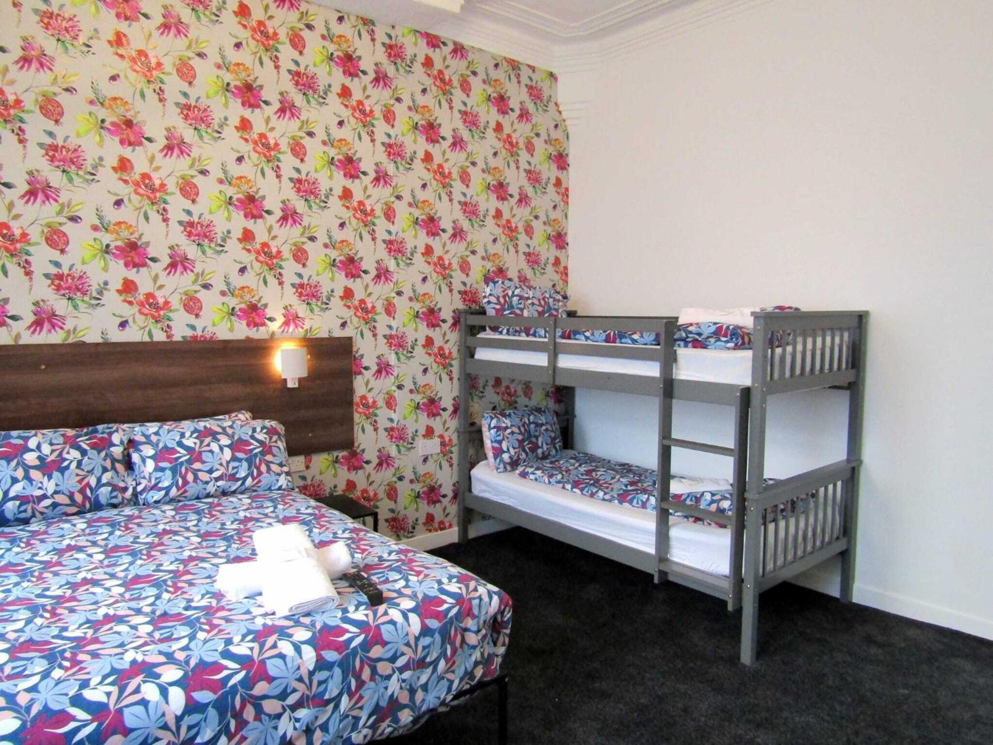 Belroy Hotel — Photos 2